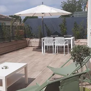 Avec Terrasse Appartement Arles